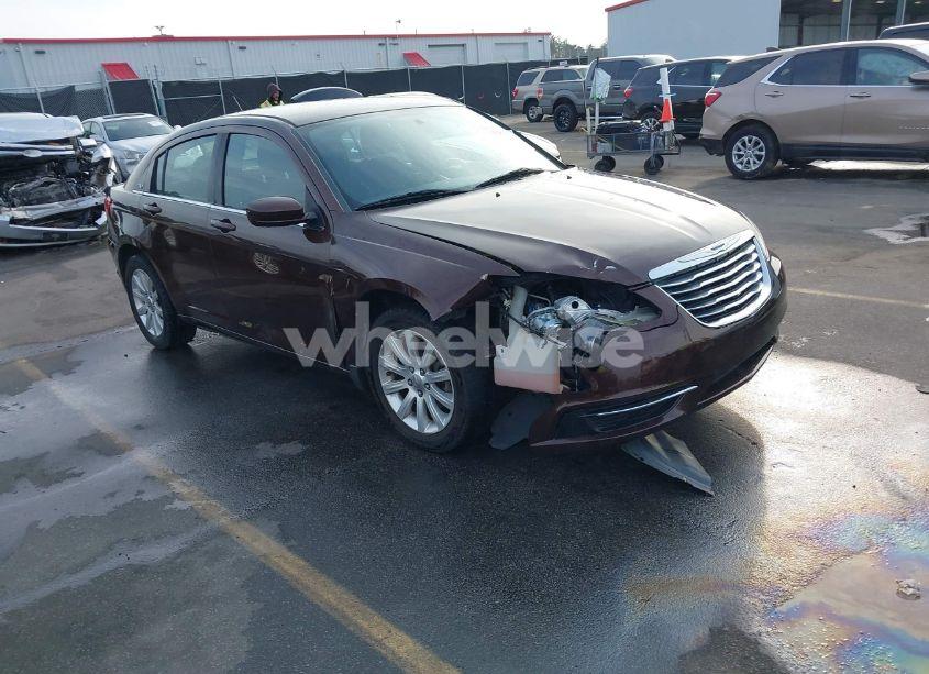 2013 Chrysler 200 TOURING (VIN 1C3CCBBBXDN679108) main photo