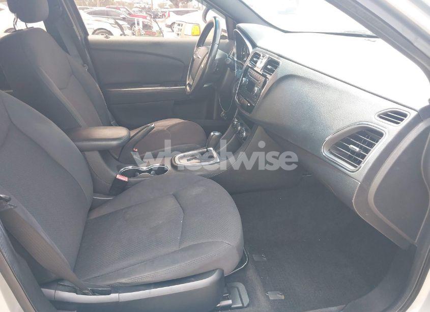 Photo 5 of 2013 Chrysler 200 TOURING (VIN 1C3CCBBBXDN683451)