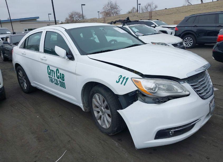 2014 Chrysler 200 TOURING (VIN 1C3CCBBBXEN100975) main photo
