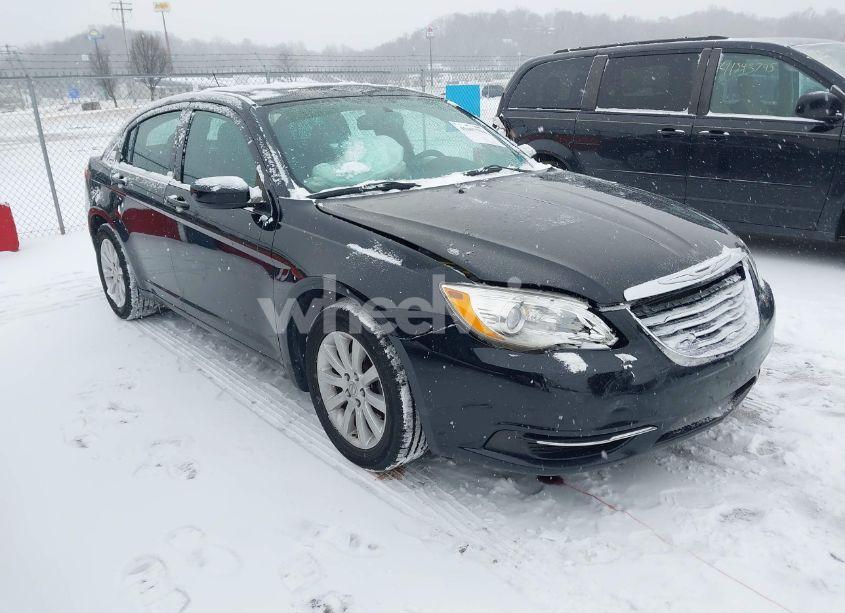 2014 Chrysler 200 TOURING (VIN 1C3CCBBBXEN178897) main photo