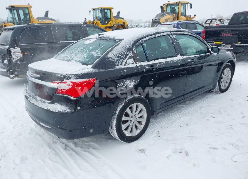 Photo 4 of 2014 Chrysler 200 TOURING (VIN 1C3CCBBBXEN178897)