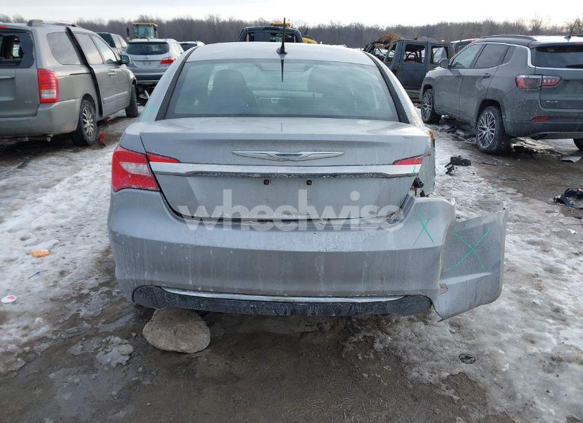 Photo 16 of 2014 Chrysler 200 TOURING (VIN 1C3CCBBBXEN183419)