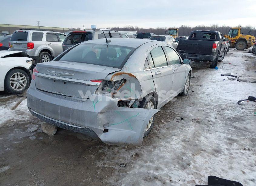 Photo 4 of 2014 Chrysler 200 TOURING (VIN 1C3CCBBBXEN183419)