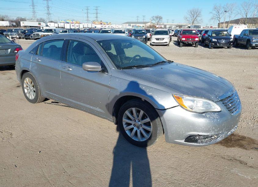2014 Chrysler 200 TOURING (VIN 1C3CCBBBXEN197935) main photo