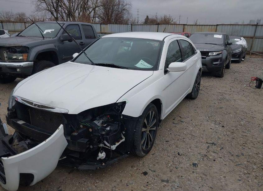 Photo 2 of 2013 Chrysler 200 TOURING (VIN 1C3CCBBG0DN716534)