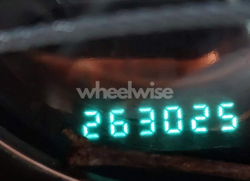 Photo 7 of 2013 Chrysler 200 TOURING (VIN 1C3CCBBG0DN728988)