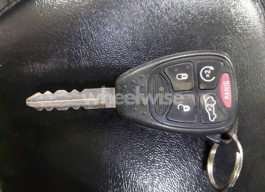 Photo 11 of 2013 Chrysler 200 TOURING (VIN 1C3CCBBG0DN737285)