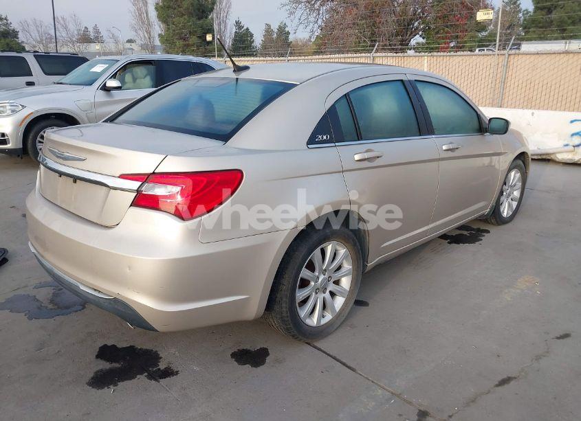 Photo 4 of 2014 Chrysler 200 TOURING (VIN 1C3CCBBG0EN115240)