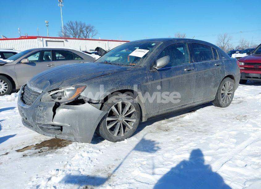 Photo 2 of 2012 Chrysler 200 TOURING (VIN 1C3CCBBG1CN276922)