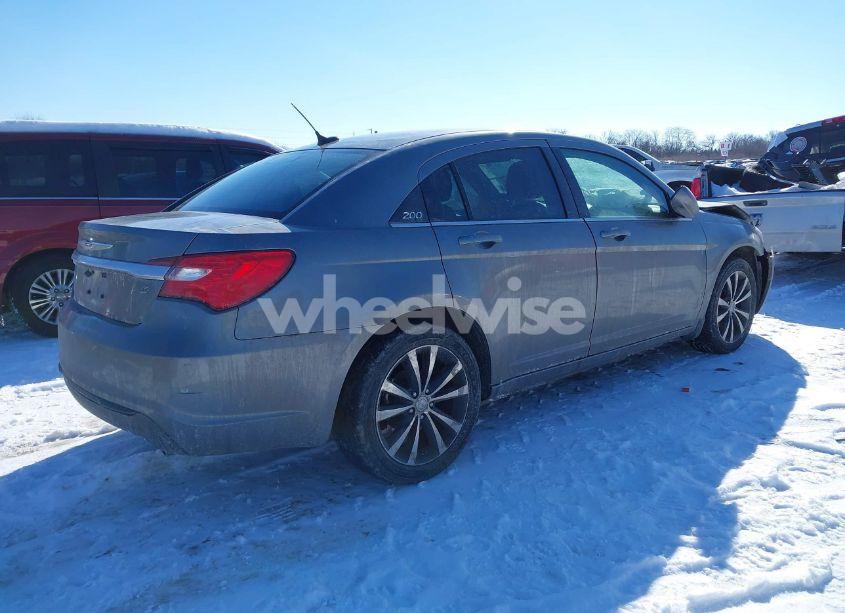 Photo 4 of 2012 Chrysler 200 TOURING (VIN 1C3CCBBG1CN276922)