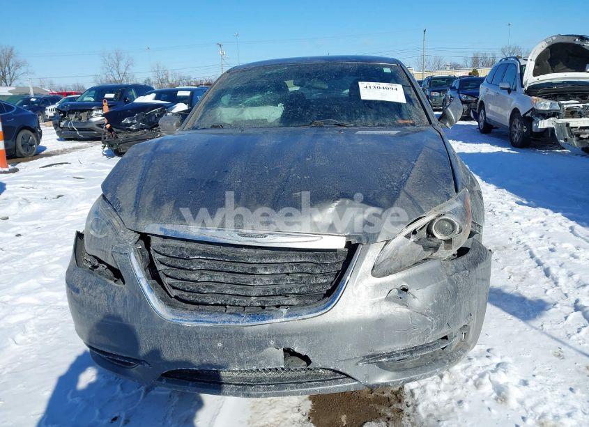 Photo 6 of 2012 Chrysler 200 TOURING (VIN 1C3CCBBG1CN276922)