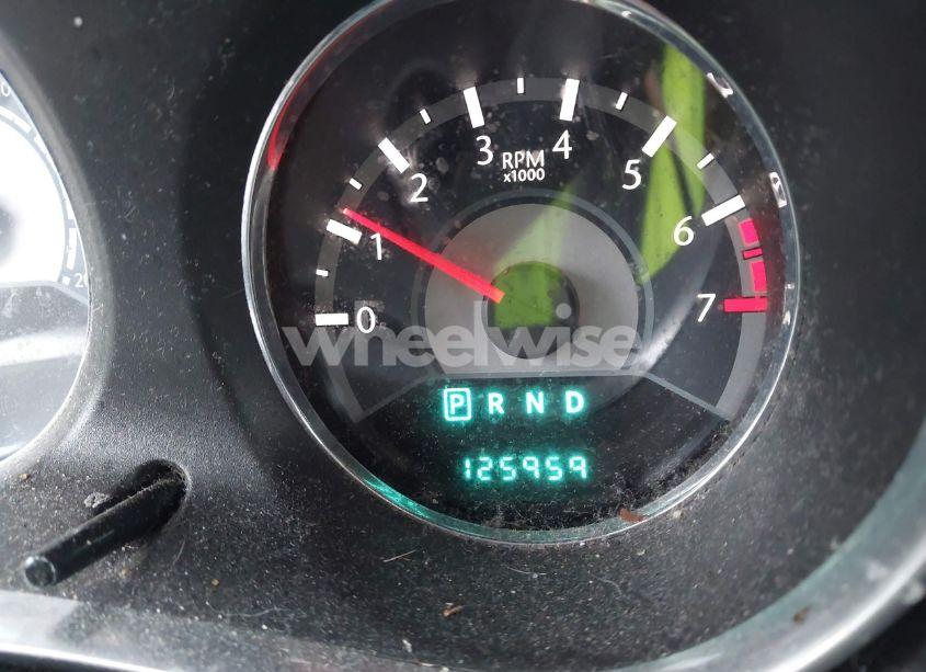 Photo 15 of 2013 Chrysler 200 TOURING (VIN 1C3CCBBG1DN569415)