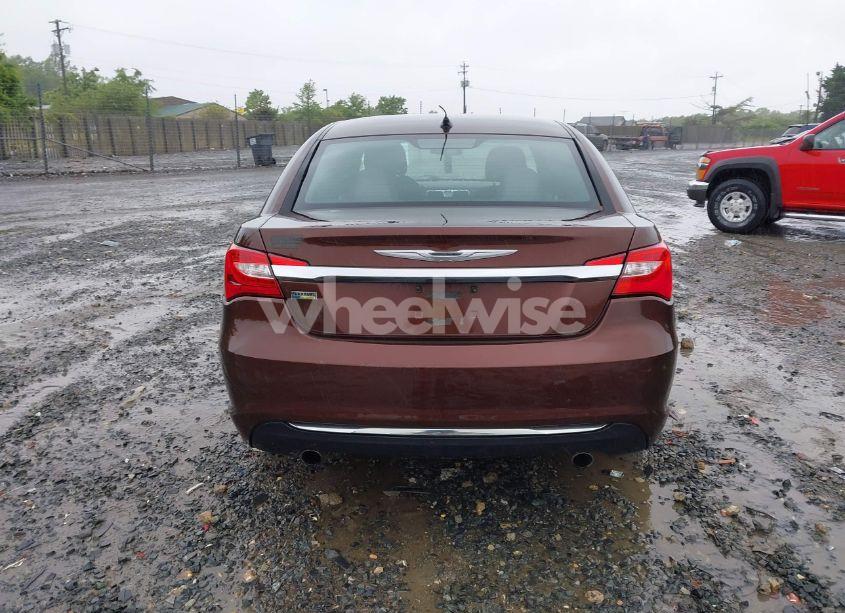 Photo 16 of 2013 Chrysler 200 TOURING (VIN 1C3CCBBG1DN569415)