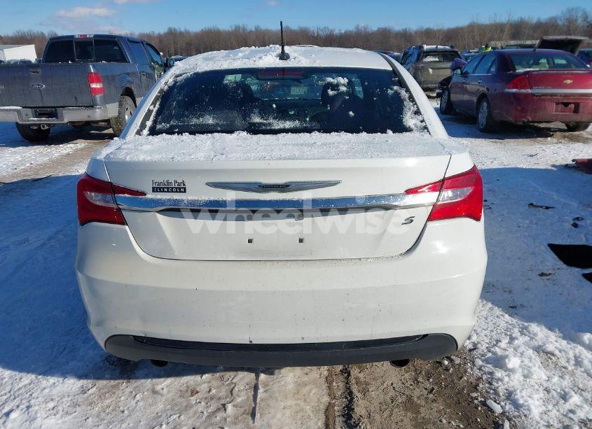 Photo 16 of 2013 Chrysler 200 TOURING (VIN 1C3CCBBG1DN711259)