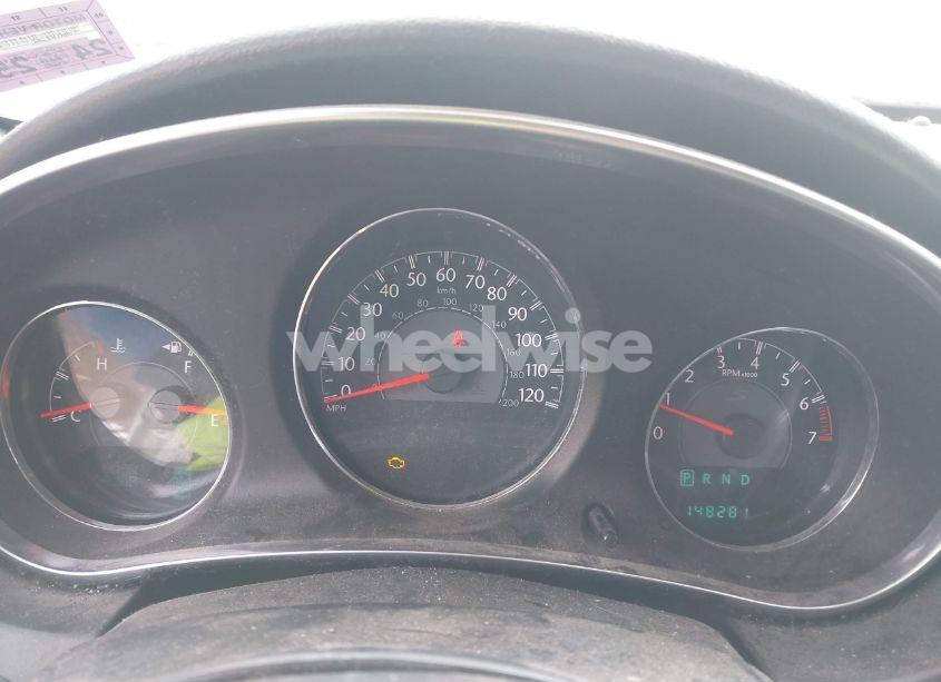 Photo 7 of 2013 Chrysler 200 TOURING (VIN 1C3CCBBG1DN720270)