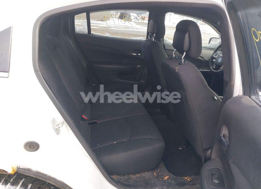 Photo 8 of 2013 Chrysler 200 TOURING (VIN 1C3CCBBG1DN720270)