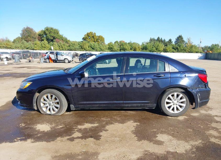 Photo 14 of 2012 Chrysler 200 TOURING (VIN 1C3CCBBG2CN268845)