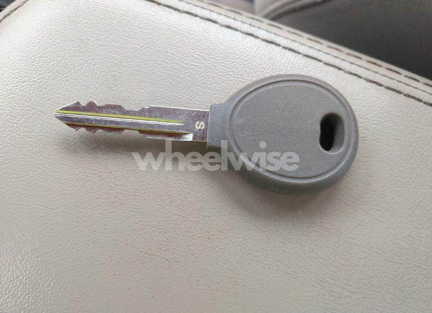 Photo 11 of 2012 Chrysler 200 TOURING (VIN 1C3CCBBG2CN295222)