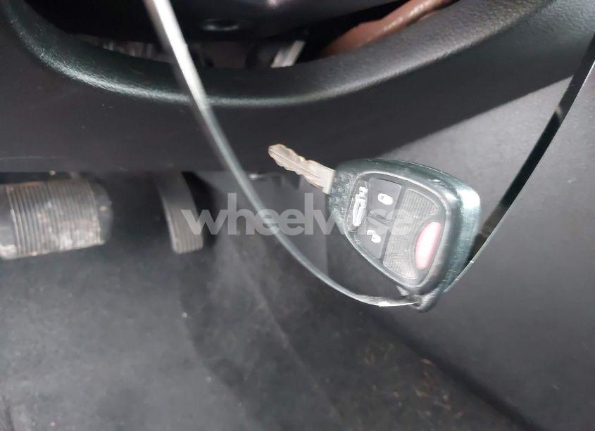 Photo 11 of 2013 Chrysler 200 TOURING (VIN 1C3CCBBG2DN583064)