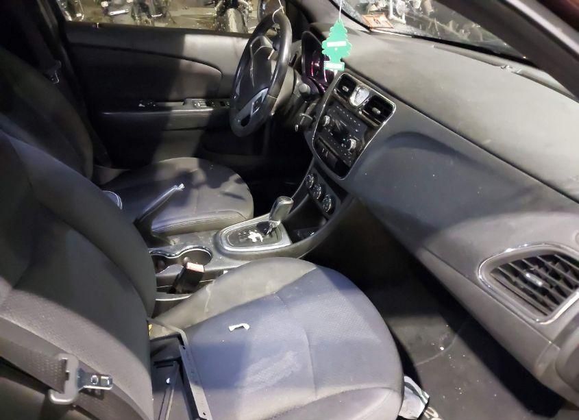 Photo 5 of 2013 Chrysler 200 TOURING (VIN 1C3CCBBG2DN703588)