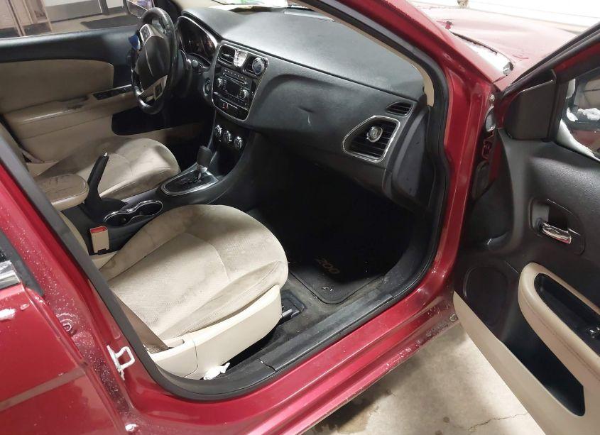 Photo 5 of 2013 Chrysler 200 TOURING (VIN 1C3CCBBG2DN704109)