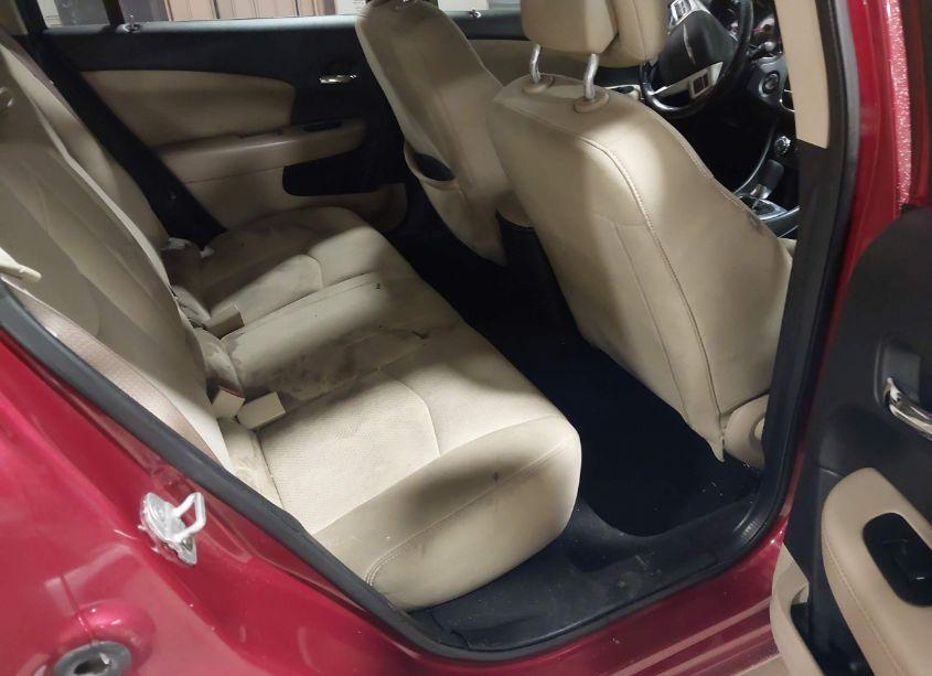 Photo 8 of 2013 Chrysler 200 TOURING (VIN 1C3CCBBG2DN704109)