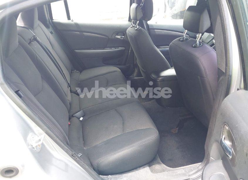 Photo 8 of 2014 Chrysler 200 TOURING (VIN 1C3CCBBG3EN115295)