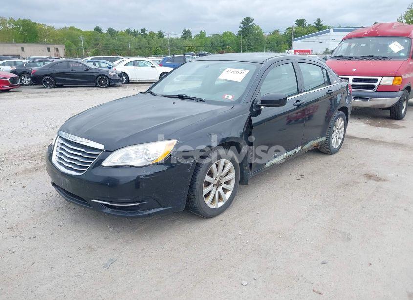 Photo 2 of 2012 Chrysler 200 TOURING (VIN 1C3CCBBG4CN150165)