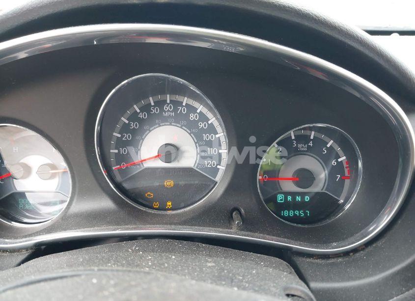 Photo 7 of 2012 Chrysler 200 TOURING (VIN 1C3CCBBG4CN150165)