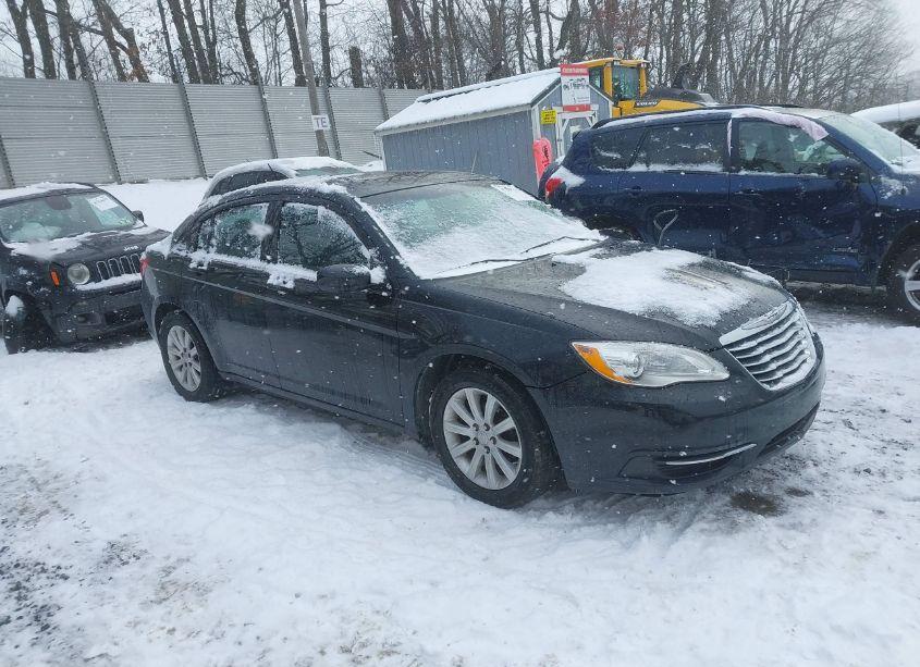 2013 Chrysler 200 TOURING (VIN 1C3CCBBG4DN533699) main photo