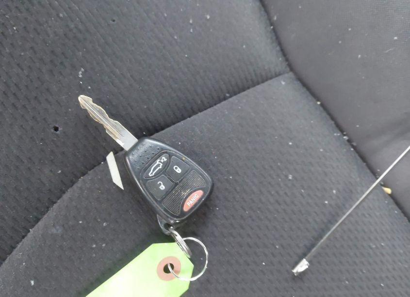 Photo 11 of 2013 Chrysler 200 TOURING (VIN 1C3CCBBG4DN533699)