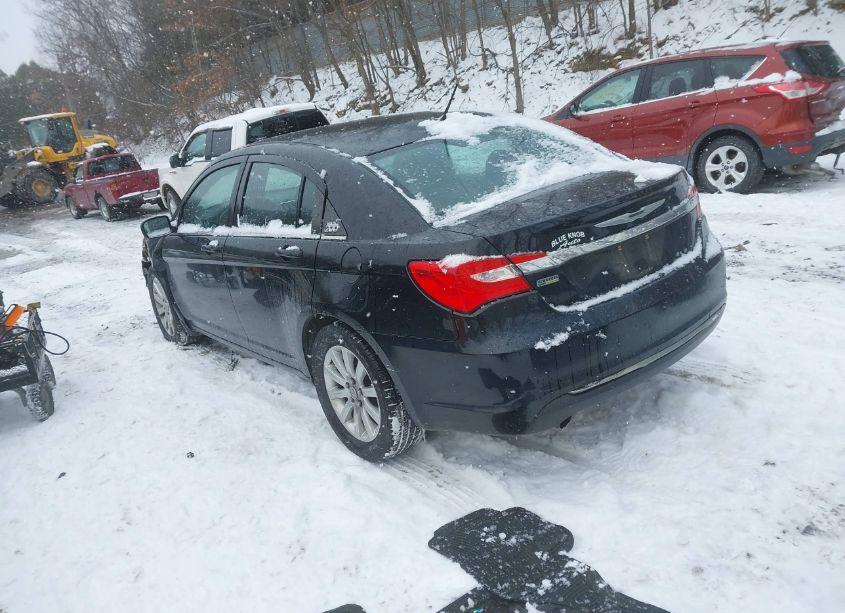 Photo 3 of 2013 Chrysler 200 TOURING (VIN 1C3CCBBG4DN533699)