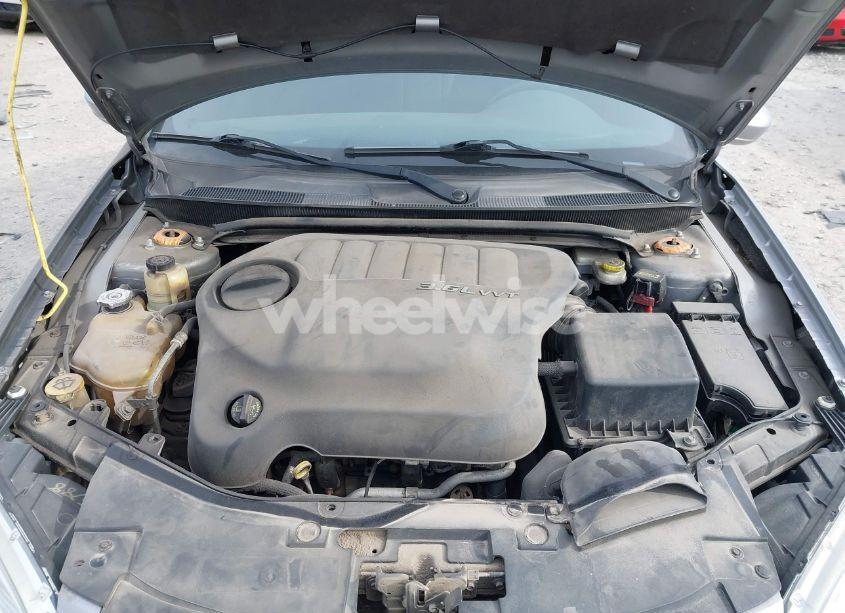 Photo 10 of 2013 Chrysler 200 TOURING (VIN 1C3CCBBG4DN569098)