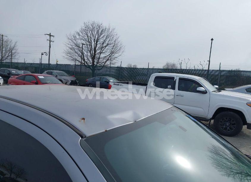 Photo 13 of 2013 Chrysler 200 TOURING (VIN 1C3CCBBG4DN569098)