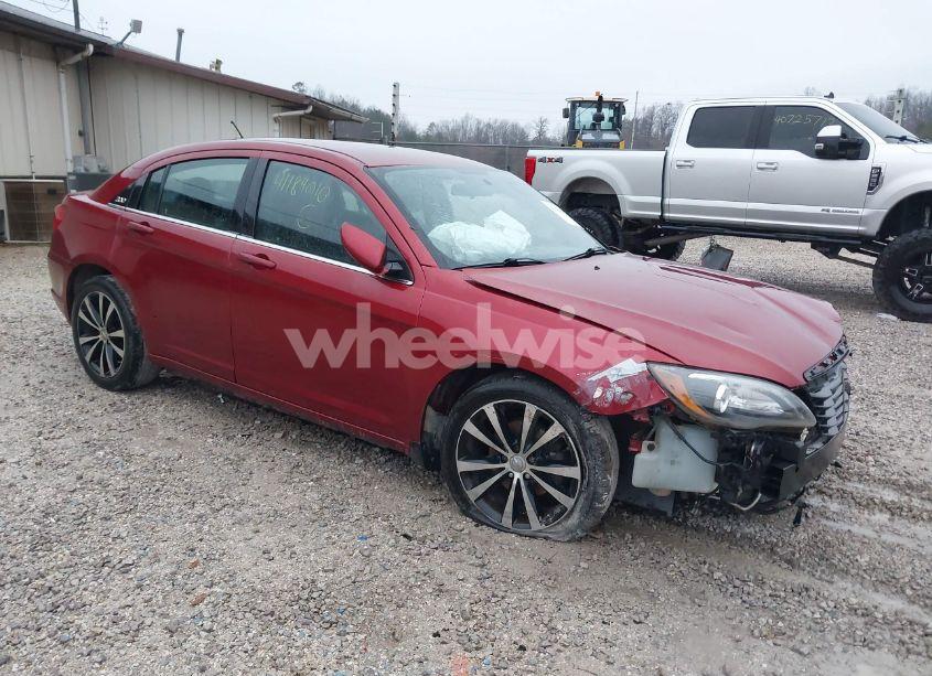 2013 Chrysler 200 TOURING (VIN 1C3CCBBG4DN720392) main photo