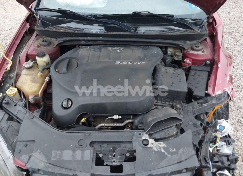 Photo 10 of 2013 Chrysler 200 TOURING (VIN 1C3CCBBG4DN720392)