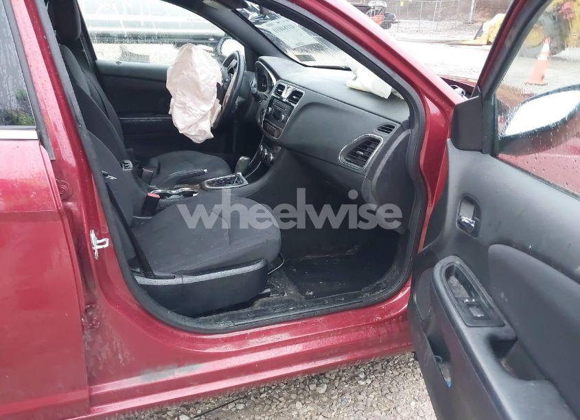 Photo 5 of 2013 Chrysler 200 TOURING (VIN 1C3CCBBG4DN720392)