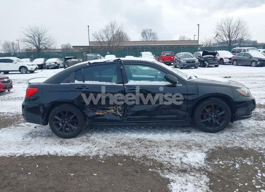 Photo 13 of 2014 Chrysler 200 TOURING (VIN 1C3CCBBG4EN164456)