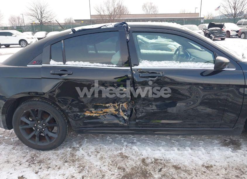 Photo 6 of 2014 Chrysler 200 TOURING (VIN 1C3CCBBG4EN164456)