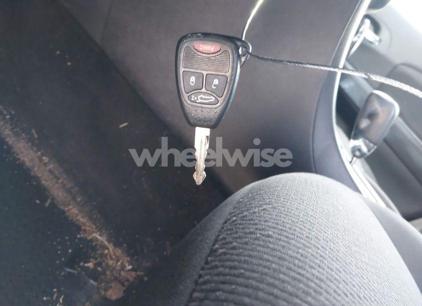 Photo 11 of 2014 Chrysler 200 (VIN 1C3CCBBG4EN193259)