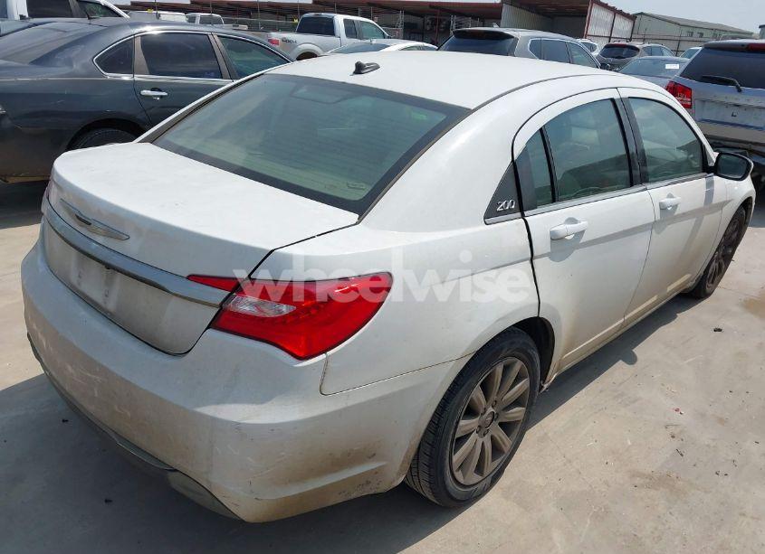 Photo 4 of 2013 Chrysler 200 TOURING (VIN 1C3CCBBG5DN559857)