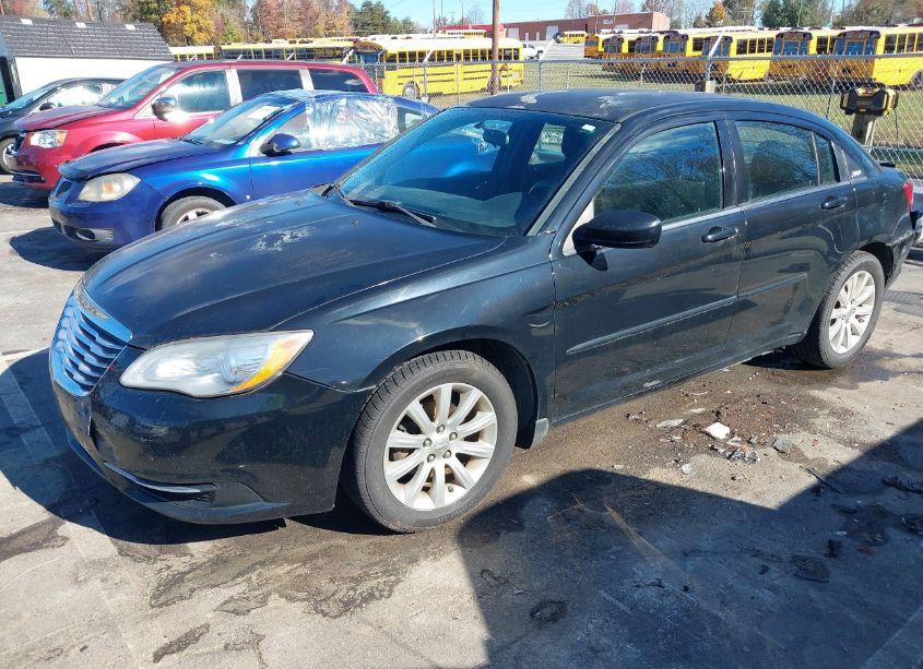 Photo 2 of 2013 Chrysler 200 TOURING (VIN 1C3CCBBG5DN703438)