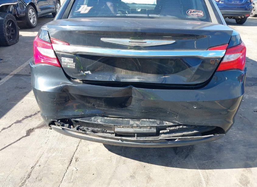 Photo 6 of 2013 Chrysler 200 TOURING (VIN 1C3CCBBG5DN703438)