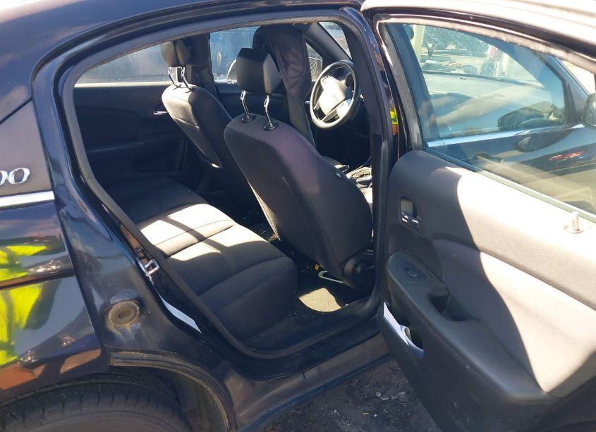 Photo 8 of 2013 Chrysler 200 TOURING (VIN 1C3CCBBG5DN703438)