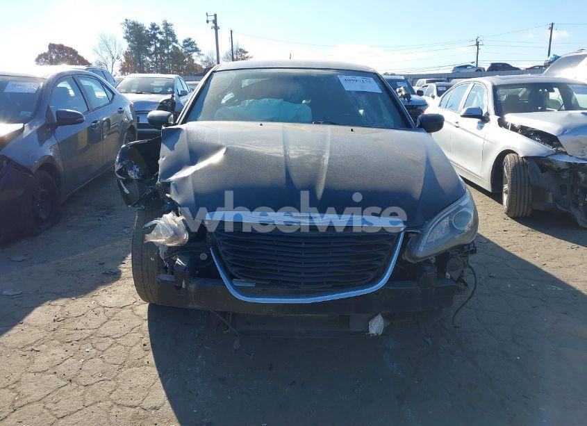 Photo 12 of 2014 Chrysler 200 TOURING (VIN 1C3CCBBG5EN132079)