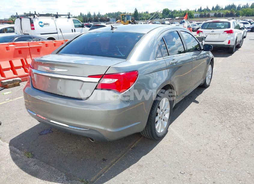 Photo 4 of 2013 Chrysler 200 TOURING (VIN 1C3CCBBG6DN528567)