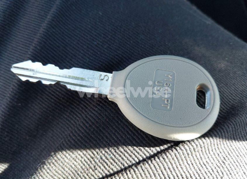 Photo 11 of 2013 Chrysler 200 TOURING (VIN 1C3CCBBG6DN556398)