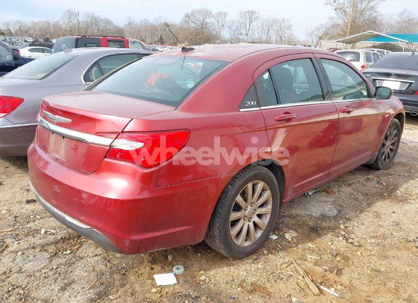 Photo 4 of 2013 Chrysler 200 TOURING (VIN 1C3CCBBG6DN556398)