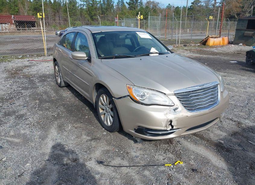 2013 Chrysler 200 TOURING (VIN 1C3CCBBG6DN703853) main photo
