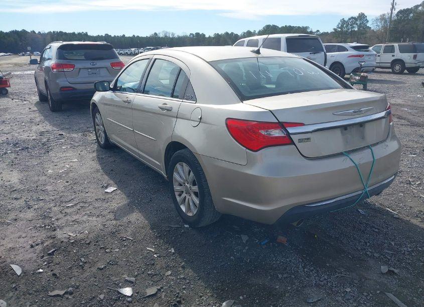 Photo 3 of 2013 Chrysler 200 TOURING (VIN 1C3CCBBG6DN703853)